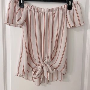 Women’s Off The Shoulder Top // Size S